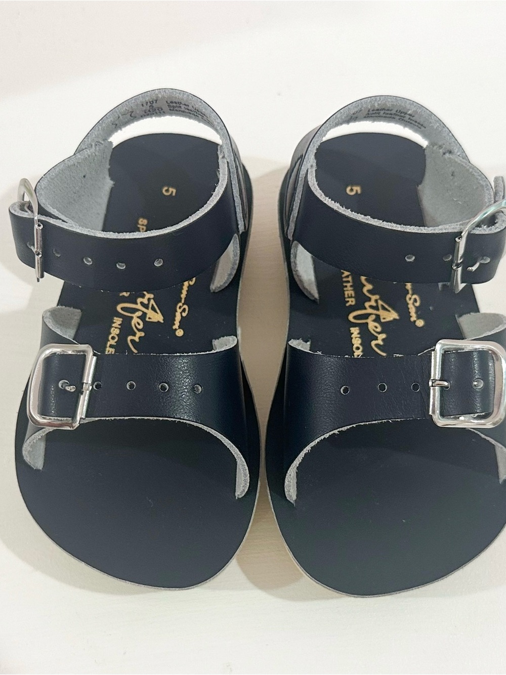 Sun San sandals navy size 5 new without box original box